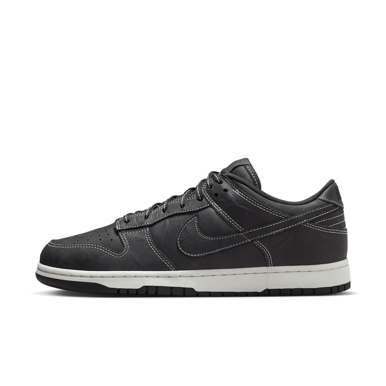 NIKE公式】ダンク LOW 'Off Noir and Summit White' (IO4550-001